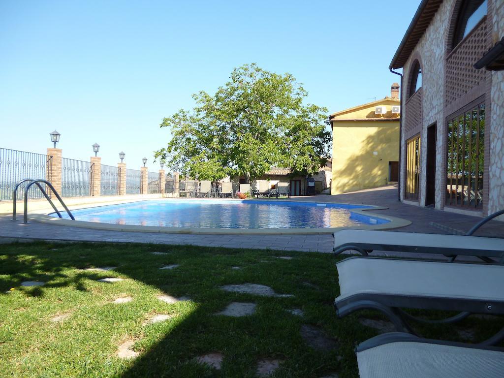 Country House Le Vedute Trevi Szoba fotó